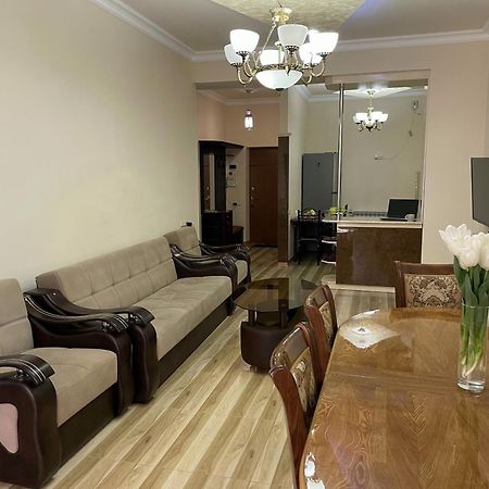 Arami Apartment Ереван Экстерьер фото